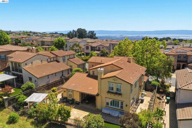 282 Drummond Dr, Hayward, CA 94542
