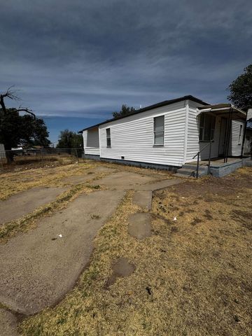 411 NE 13th Avenue, Amarillo, TX 79107