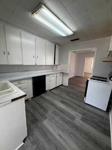 411 NE 13th Avenue, Amarillo, TX 79107