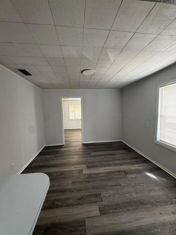 411 NE 13th Avenue, Amarillo, TX 79107