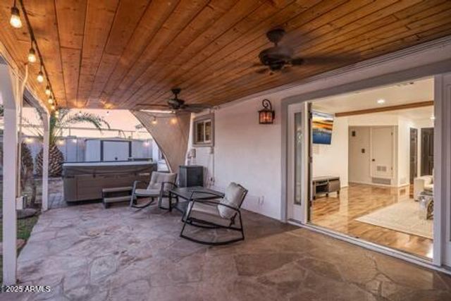 6901 E OAK Street, Scottsdale, AZ 85257