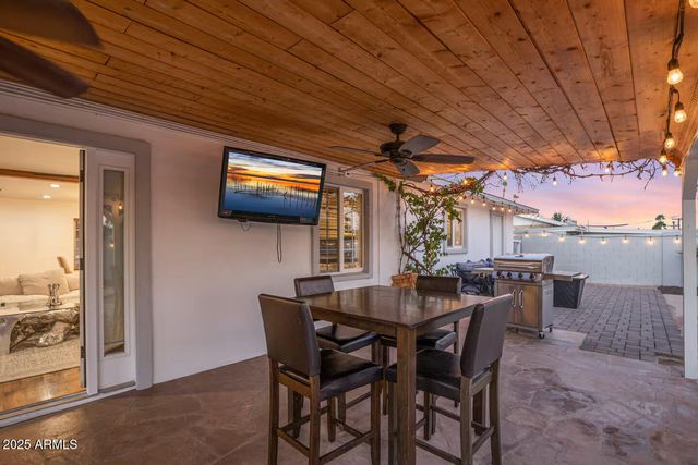 6901 E OAK Street, Scottsdale, AZ 85257