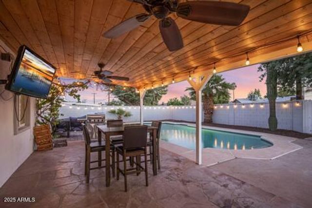 6901 E OAK Street, Scottsdale, AZ 85257