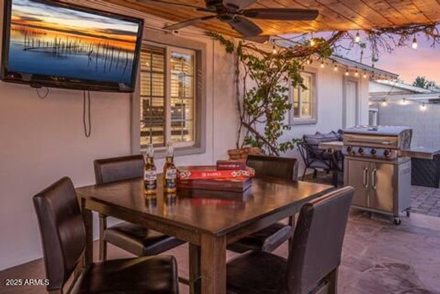 6901 E OAK Street, Scottsdale, AZ 85257