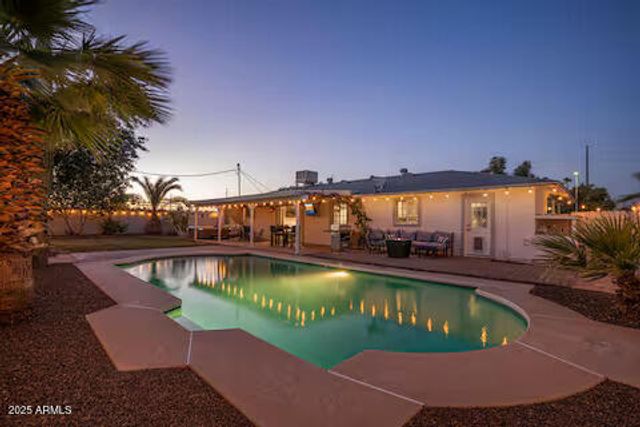 6901 E OAK Street, Scottsdale, AZ 85257