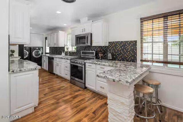 6901 E OAK Street, Scottsdale, AZ 85257