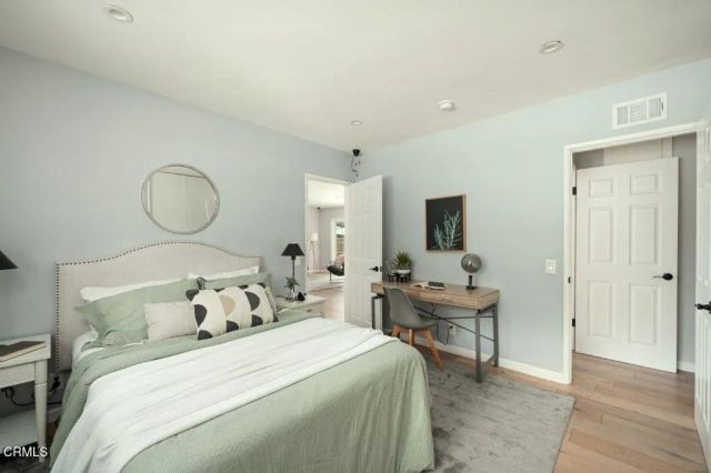 3860 2nd Avenue, La Crescenta, CA 91214
