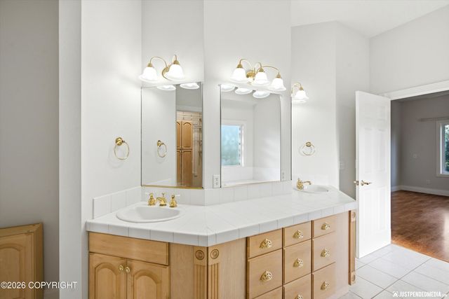 3350 E Palmdale Drive, Wasilla, AK 99654