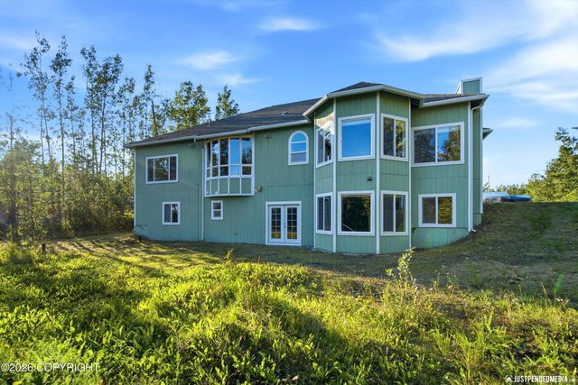 3350 E Palmdale Drive, Wasilla, AK 99654