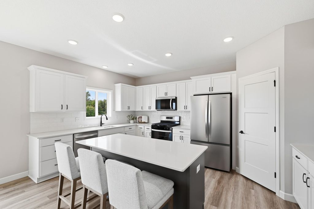825 Walnut Grove Lane, Hanover, MN 55341 — photo 2
