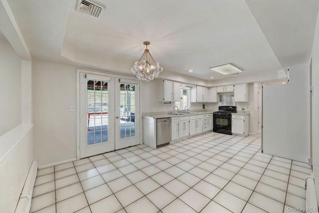 10 Demarest Road, Spring Valley, NY 10977