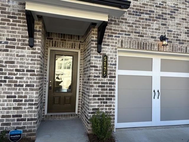 5125 Fox Den Road, Oakwood, GA 30566