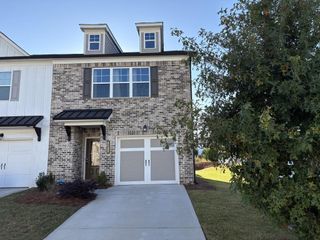 5125 Fox Den Road, Oakwood, GA 30566