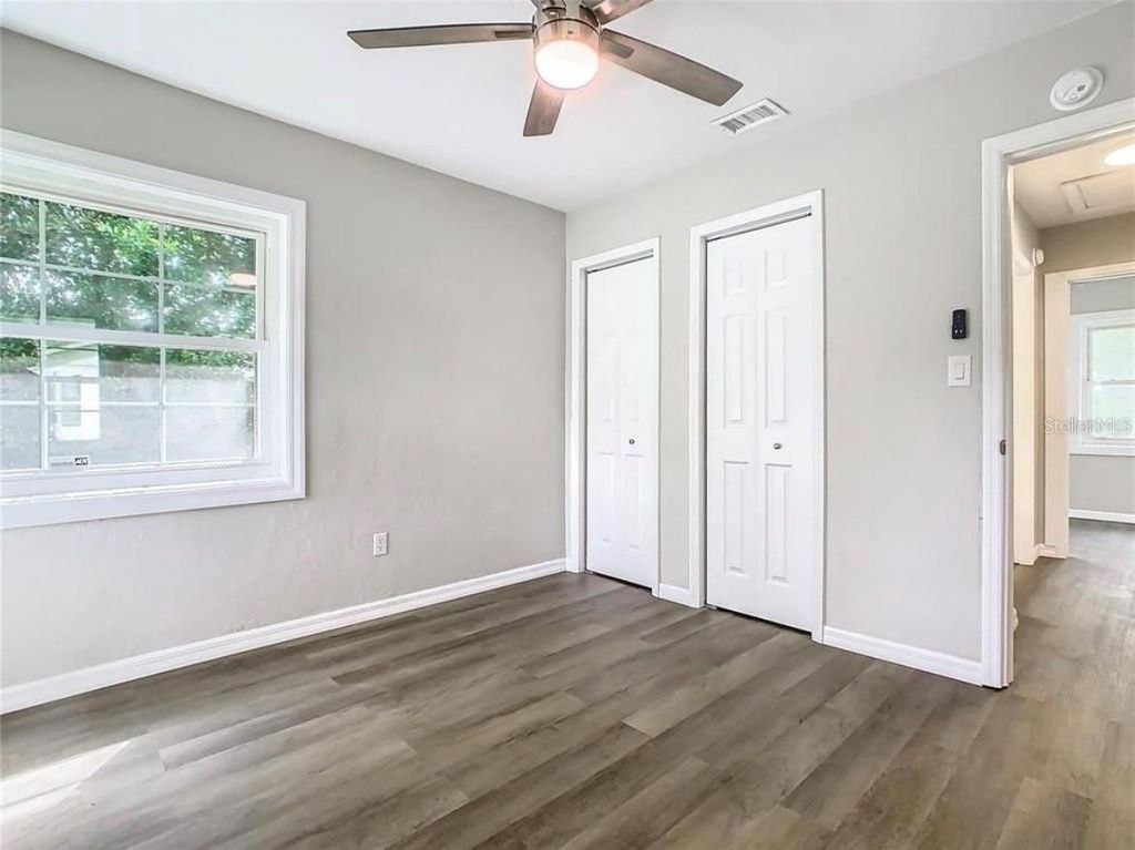 Image 17 of property listing at 1040 DOROTHY STREET, Lakeland, FL 33815