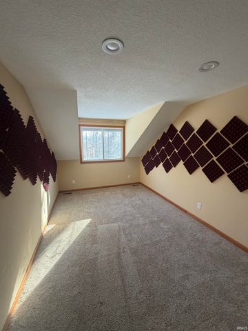 2909 Sweet Cider Road, Fort Wayne, IN 46818