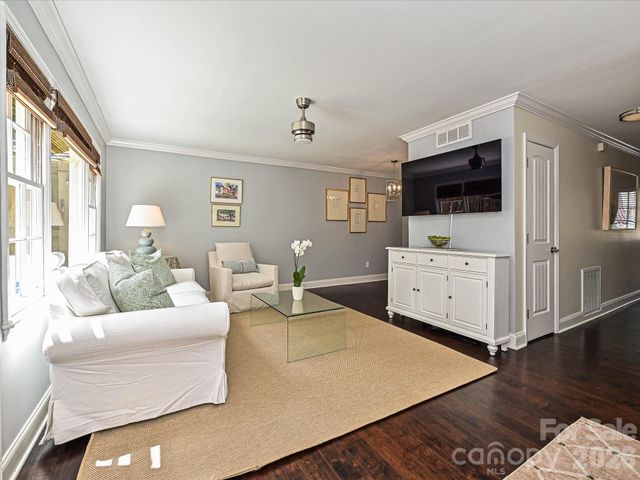 4611 Hedgemore Drive J, Charlotte, NC 28209