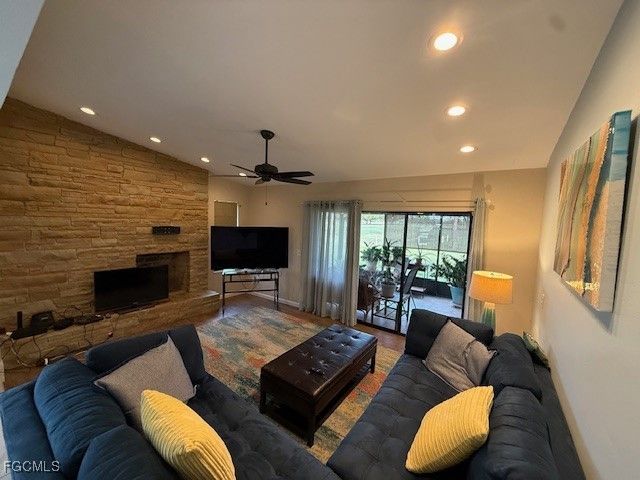 7384 Constitution CIR, Fort Myers, FL 33967