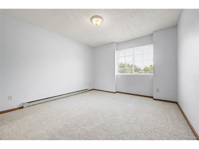 720 City Park Ave D-423, Fort Collins, CO 80521
