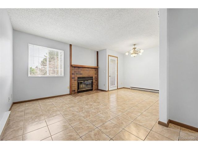 720 City Park Ave D-423, Fort Collins, CO 80521