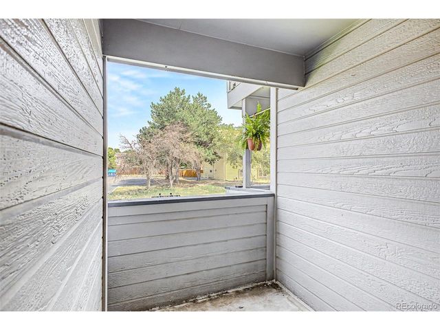 720 City Park Ave D-423, Fort Collins, CO 80521