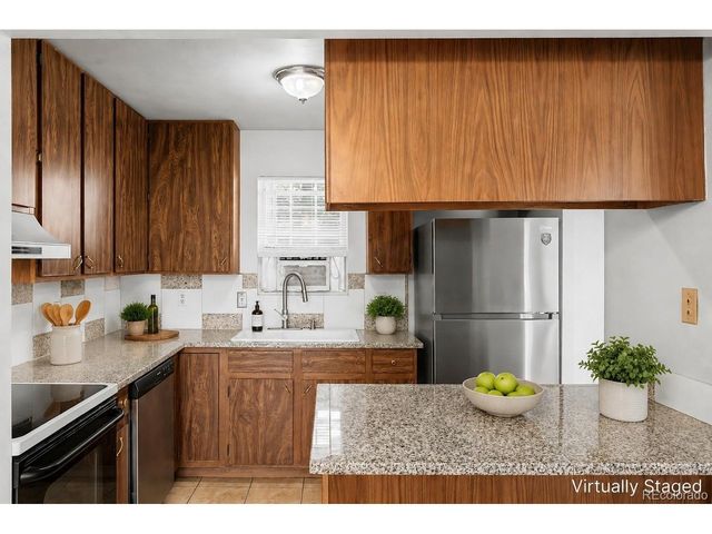 720 City Park Ave D-423, Fort Collins, CO 80521