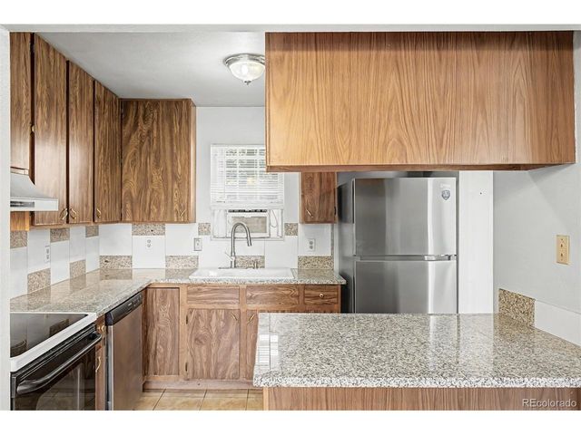 720 City Park Ave D-423, Fort Collins, CO 80521