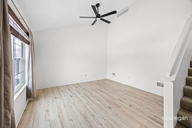 3557 Greenly Court 18, Holland, MI 49424