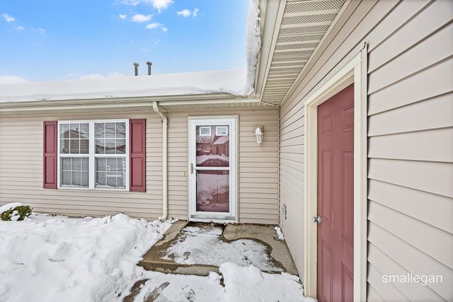 3557 Greenly Court 18, Holland, MI 49424