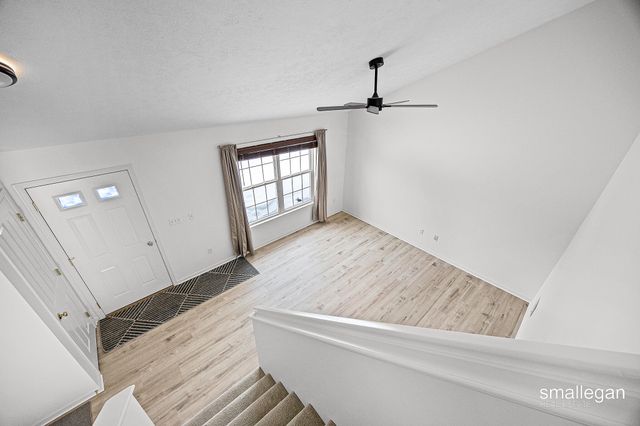 3557 Greenly Court 18, Holland, MI 49424