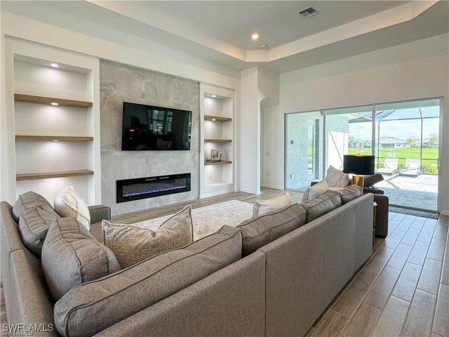 6082 Artisan CT, Ave Maria, FL 34142