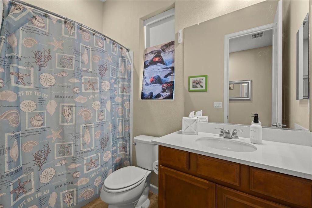 Image 10 of property listing at 503 Cobalt Drive, Hollister, CA 95023