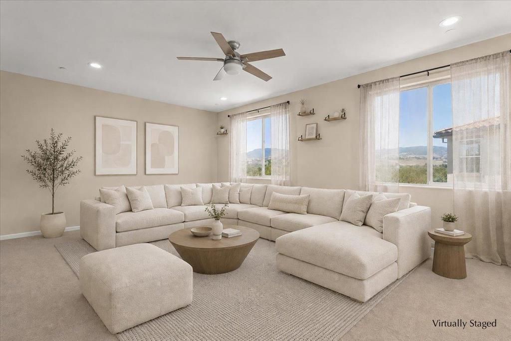 Image 13 of property listing at 503 Cobalt Drive, Hollister, CA 95023