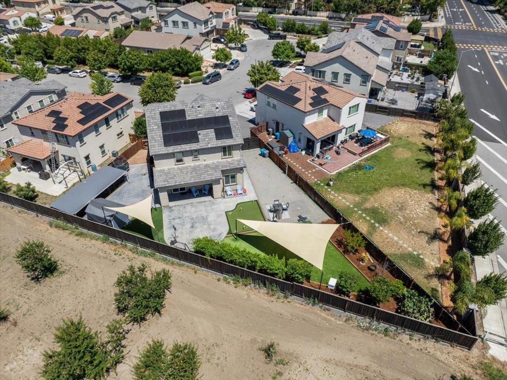 Image 32 of property listing at 503 Cobalt Drive, Hollister, CA 95023