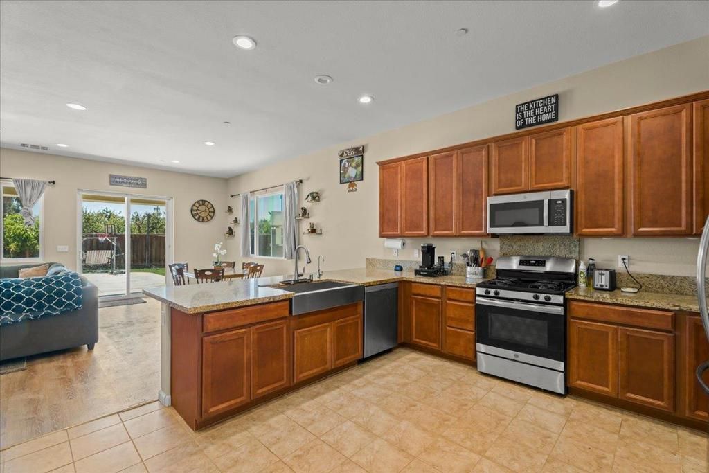 Image 9 of property listing at 503 Cobalt Drive, Hollister, CA 95023