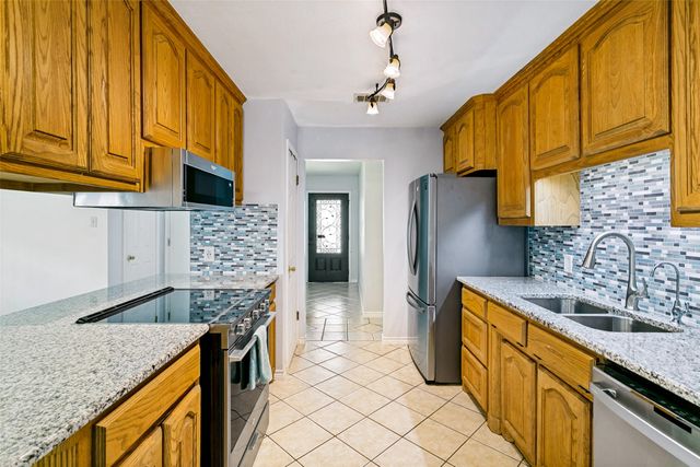 705 Reveille Road, Fort Worth, TX 76108