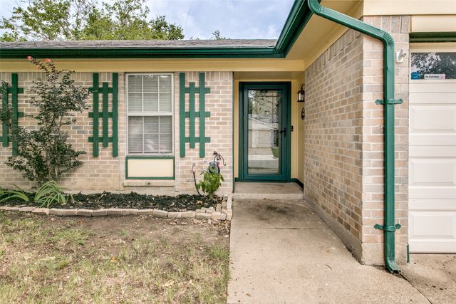 705 Reveille Road, Fort Worth, TX 76108