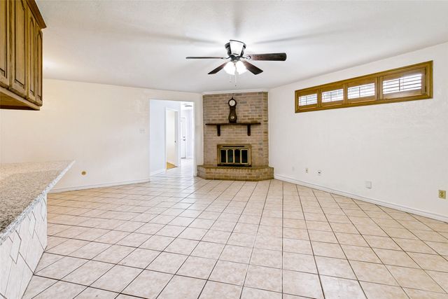705 Reveille Road, Fort Worth, TX 76108