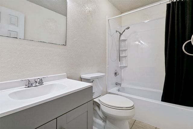 705 Reveille Road, Fort Worth, TX 76108