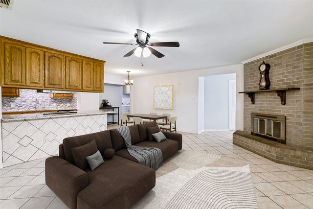 705 Reveille Road, Fort Worth, TX 76108