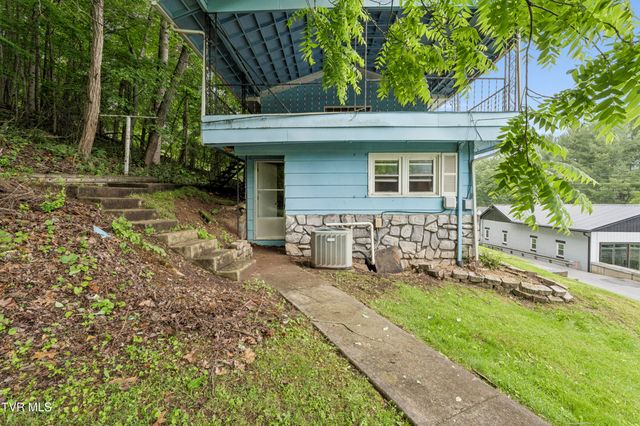 902 Diane Avenue, Erwin, TN 37650