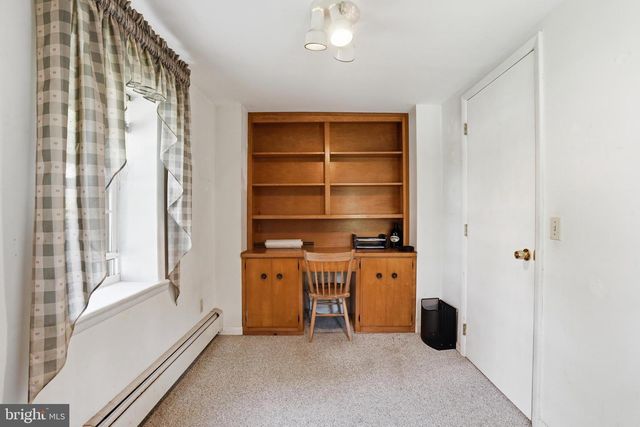 1480 PENNSYLVANIA AVE, Emmaus, PA 18049