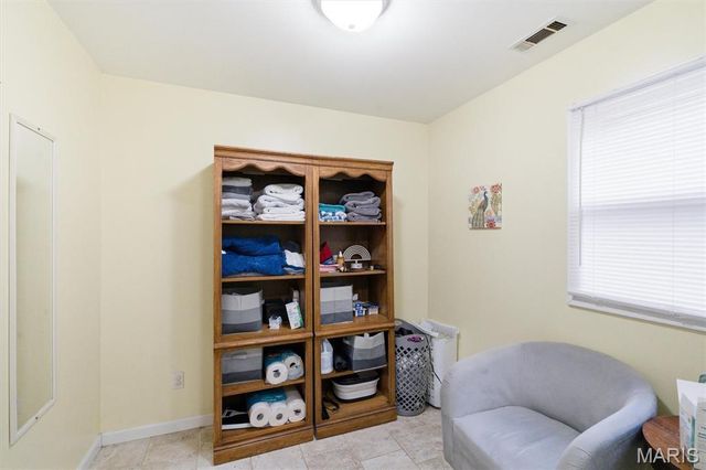 1438 Cutter Avenue, St Louis, MO 63139