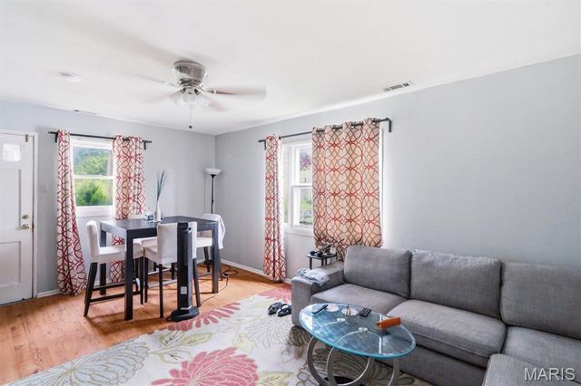 1438 Cutter Avenue, St Louis, MO 63139