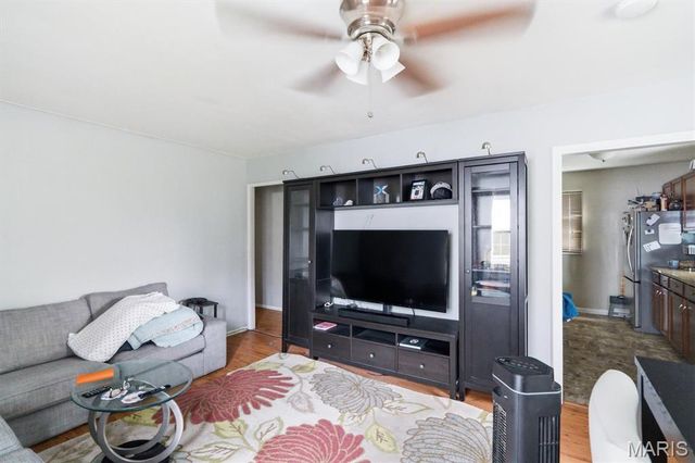 1438 Cutter Avenue, St Louis, MO 63139