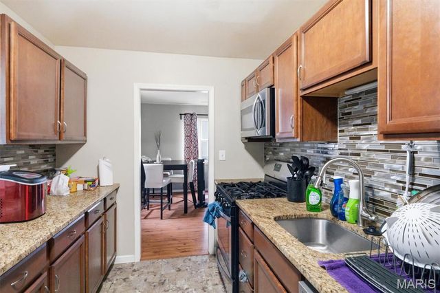 1438 Cutter Avenue, St Louis, MO 63139
