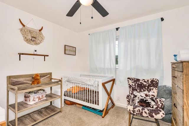 1236 Santa Cruz Way, Los Banos, CA 93635