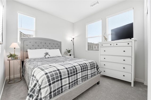 3945 Lavine Way 101, Corona, CA 92883