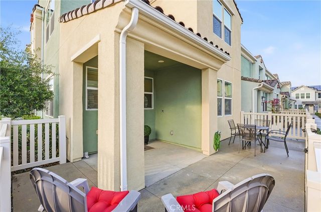 3945 Lavine Way 101, Corona, CA 92883