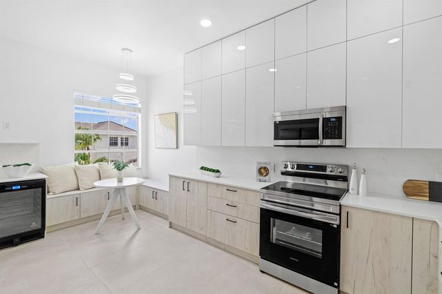 5166 Lake Catalina Drive D, Boca Raton, FL 33496