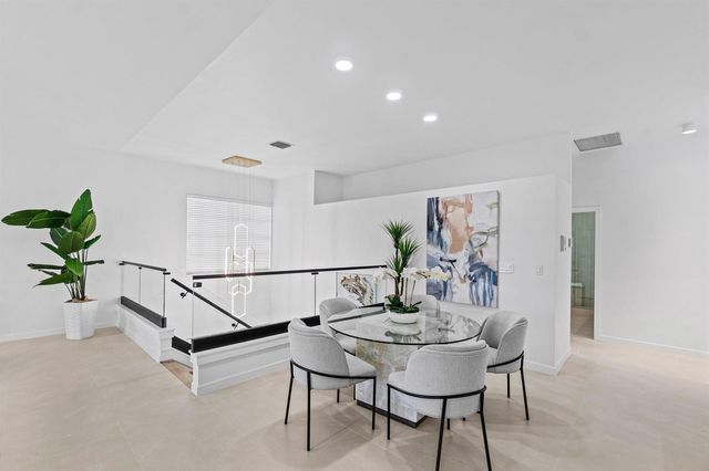 5166 Lake Catalina Drive D, Boca Raton, FL 33496